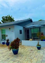 7326 PARKSIDE VILLAS DRIVE, St Petersburg, FL 33709