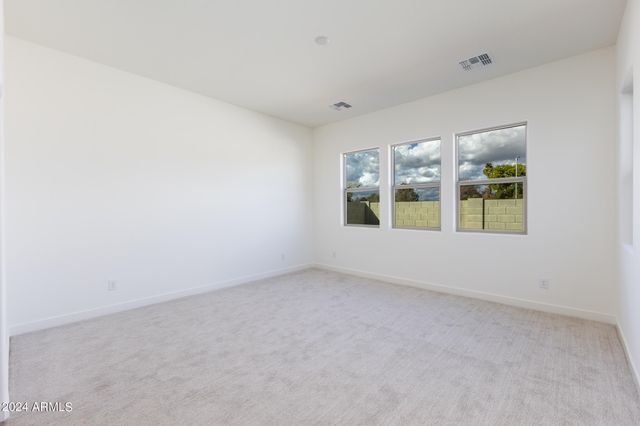 7566 W GELDING Drive, Peoria, AZ 85381