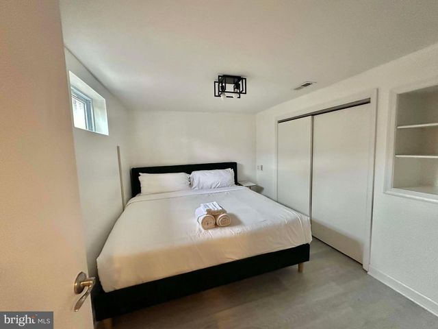 5400 WILLIAMSBURG BLVD, Arlington, VA 22207