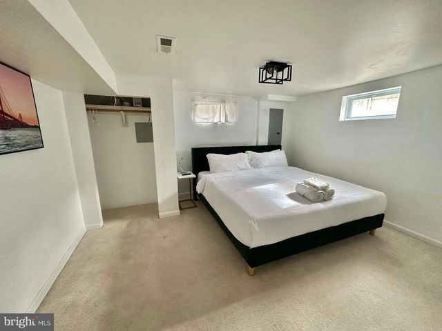 5400 WILLIAMSBURG BLVD, Arlington, VA 22207