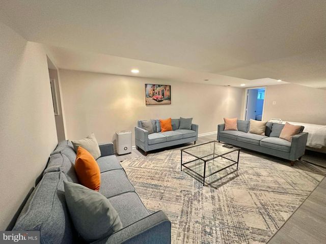 5400 WILLIAMSBURG BLVD, Arlington, VA 22207