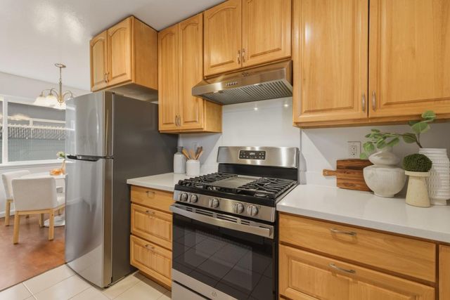 1403 Kavanaugh Drive, East Palo Alto, CA 94303