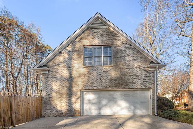 3101 Lodge Drive, Jamestown, NC 27282