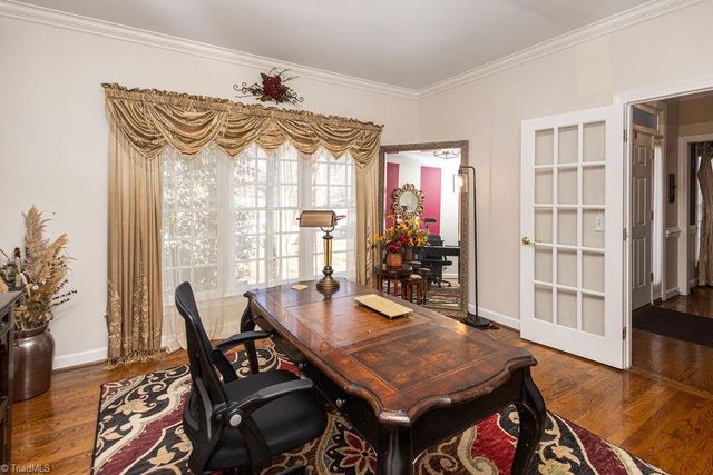 3101 Lodge Drive, Jamestown, NC 27282