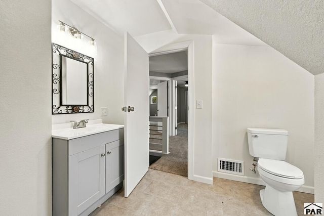 1044 Berkley Ave, Pueblo, CO 81004