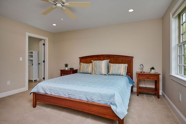 246 Hadley St, South Hadley, MA 01075
