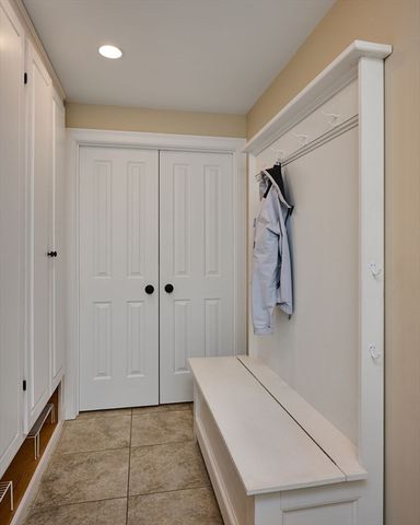 246 Hadley St, South Hadley, MA 01075