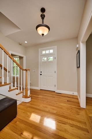 246 Hadley St, South Hadley, MA 01075