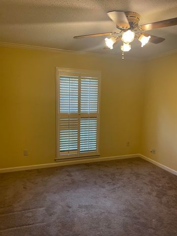 1947 MT BADON LN, Cordova, TN 38016