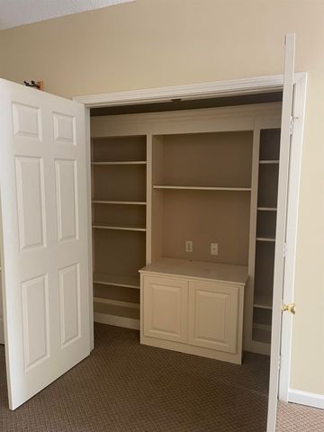 1947 MT BADON LN, Cordova, TN 38016