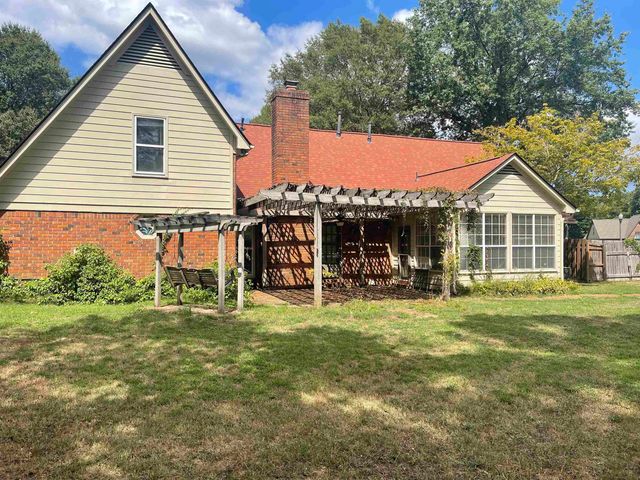 1947 MT BADON LN, Cordova, TN 38016