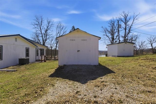 26106 Booth Street, Warsaw, MO 65355