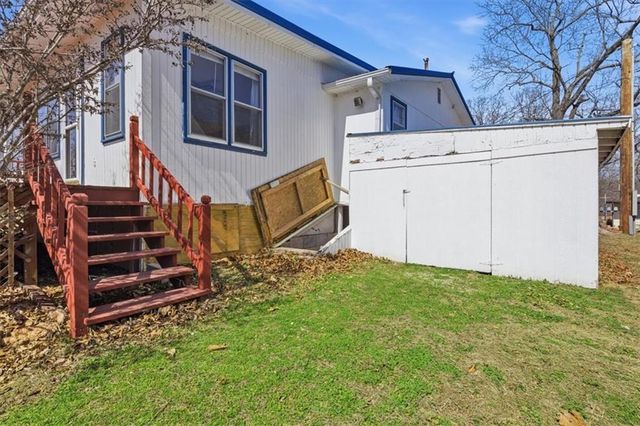 26106 Booth Street, Warsaw, MO 65355