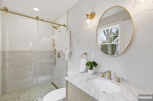 14 Marion Road, Montclair, NJ 07043