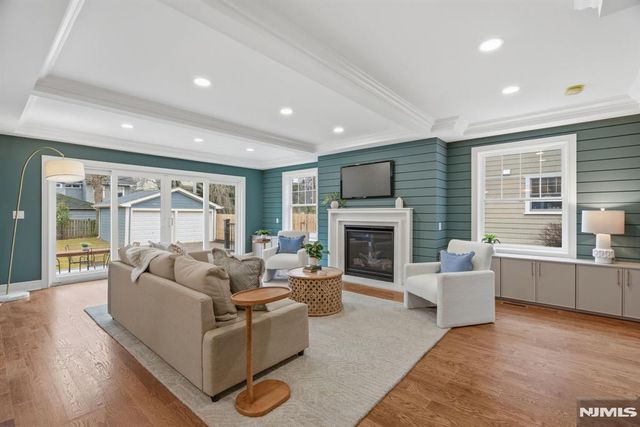 14 Marion Road, Montclair, NJ 07043