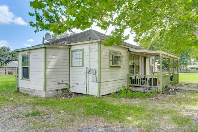 1104 Mabry Road, Baytown, TX 77520