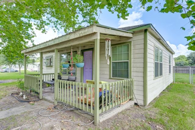 1104 Mabry Road, Baytown, TX 77520