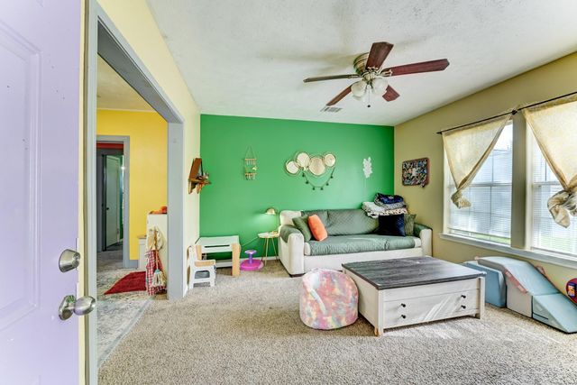 1104 Mabry Road, Baytown, TX 77520