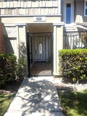 5052 Hampton Court, Westminster, CA 92683