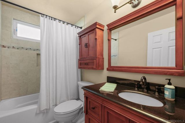 12651 Ridgeton, Lakeside, CA 92040
