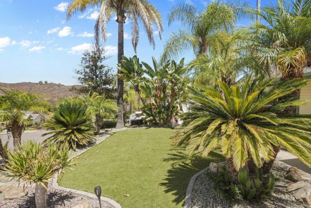 12651 Ridgeton, Lakeside, CA 92040