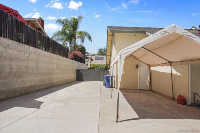 12651 Ridgeton, Lakeside, CA 92040