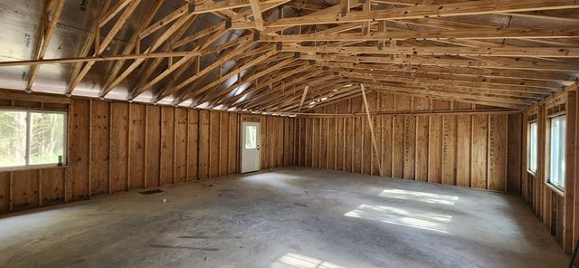 6 Grandview Bluff Rd, Spencer, TN 38585