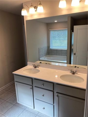 7055 Mimosa Bluff, Lithonia, GA 30038
