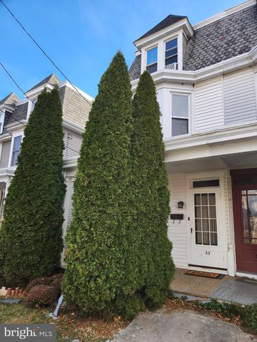 33 E GRAMBY ST, Manheim, PA 17545