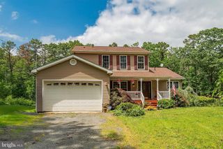 10 HILLSIDE AVE, Tuckerton, NJ 08087