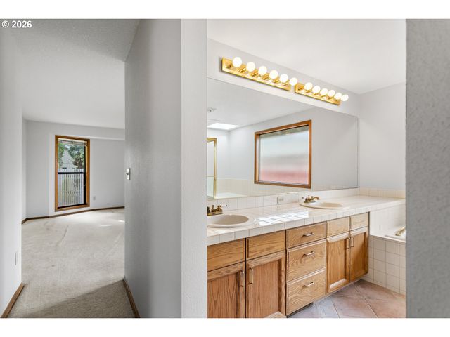 15603 Se 28TH Way, Vancouver, WA 98683