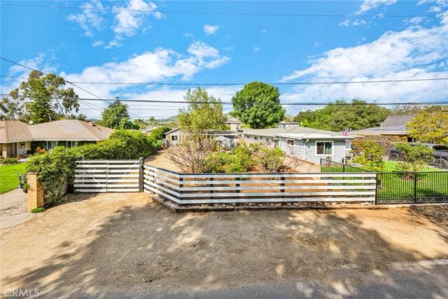 20101 E Clark Avenue, Orange, CA 92869