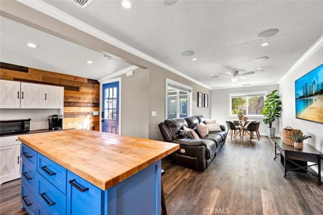 20101 E Clark Avenue, Orange, CA 92869