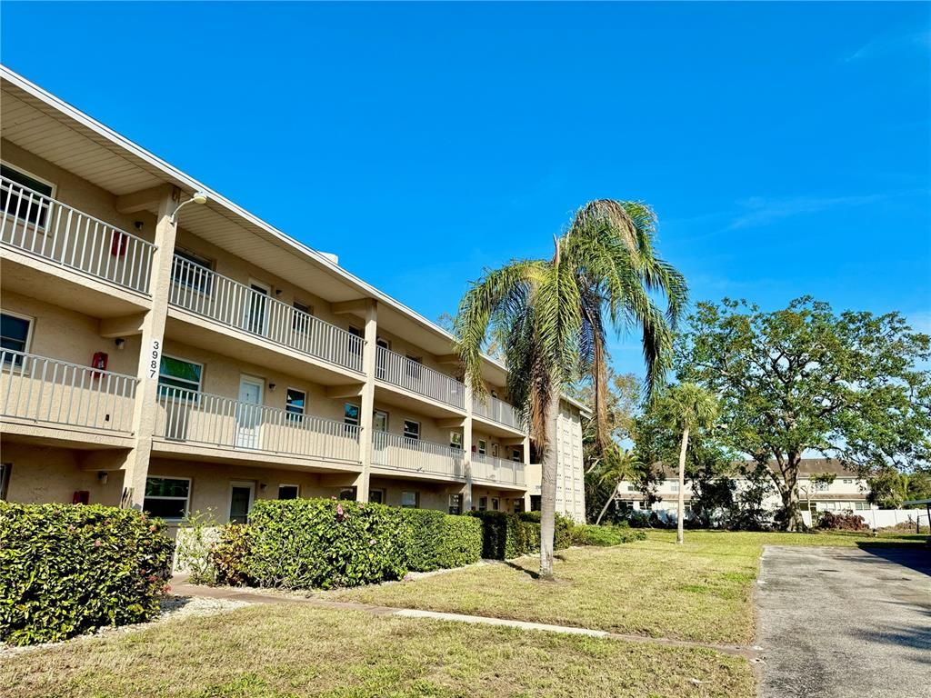 3987 MACEACHEN BOULEVARD 132, Sarasota, FL 34233