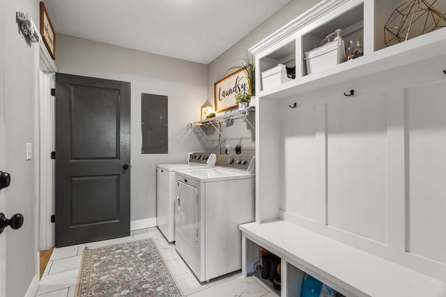 7 Prairie Trail, Monticello, IL 61856