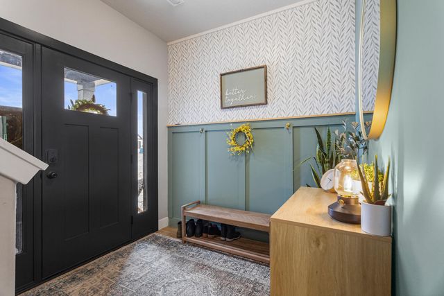 7 Prairie Trail, Monticello, IL 61856