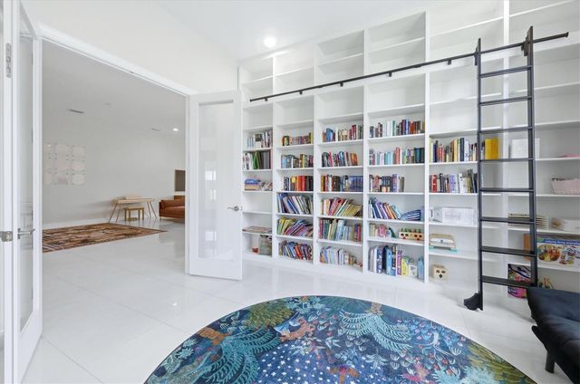 9221 BERNINI PLACE, Sarasota, FL 34240