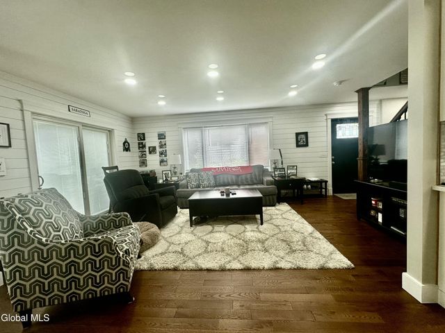 111-113 East Avenue, Saratoga Springs, Inside, NY 12866