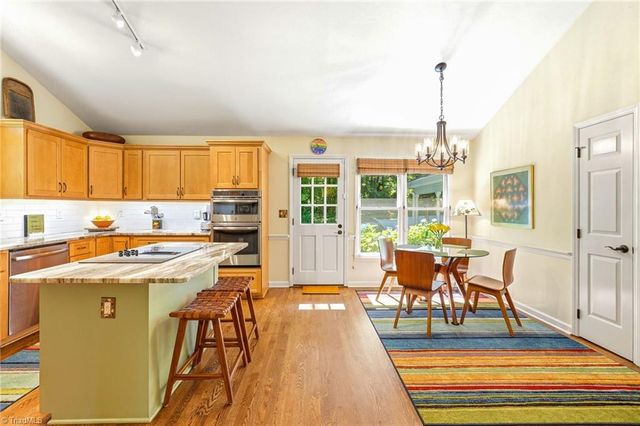3585 Milhaven Road, Winston-salem, NC 27106