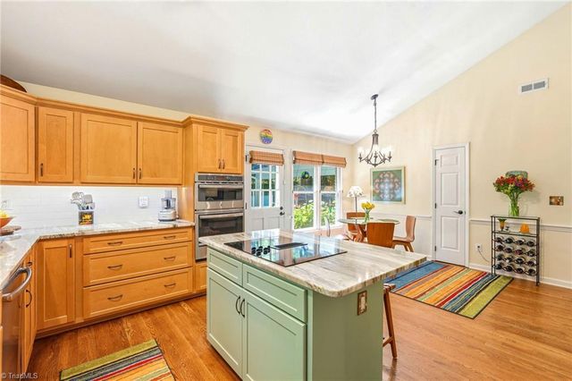 3585 Milhaven Road, Winston-salem, NC 27106