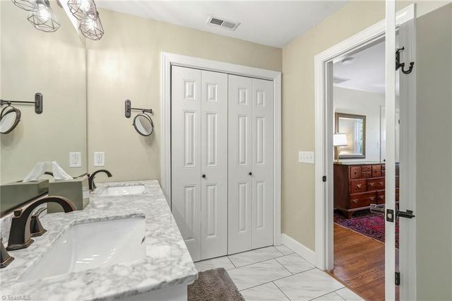 3585 Milhaven Road, Winston-salem, NC 27106