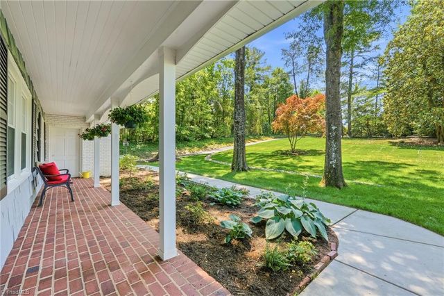 3585 Milhaven Road, Winston-salem, NC 27106