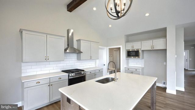 204 PINNACLE RIDGE DR, Annville, PA 17003