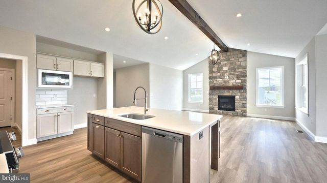 204 PINNACLE RIDGE DR, Annville, PA 17003