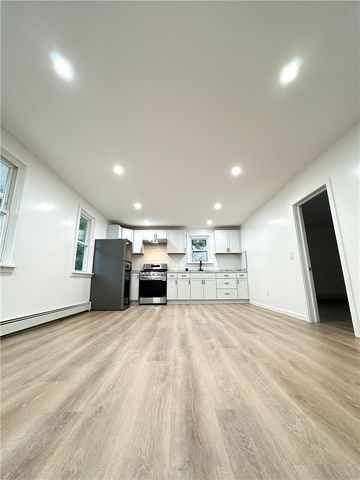 9 Octavia Street, Providence, RI 02909