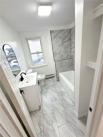 9 Octavia Street, Providence, RI 02909