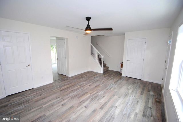 119--121 W 3RD ST, Moorestown, NJ 08057