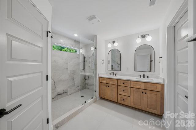 2812 Phillips Avenue, Charlotte, NC 28208