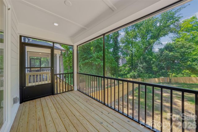 2812 Phillips Avenue, Charlotte, NC 28208