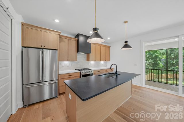 2812 Phillips Avenue, Charlotte, NC 28208